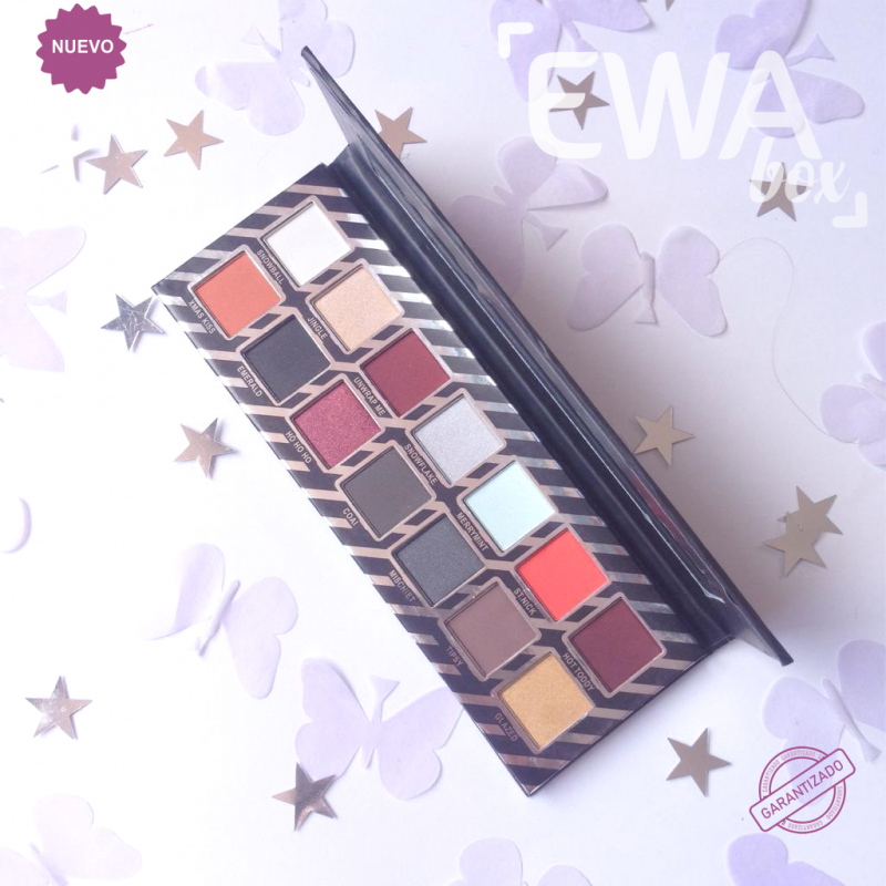 Sombras-Nice-Kylie-Jenner-Naughty-4-800x800